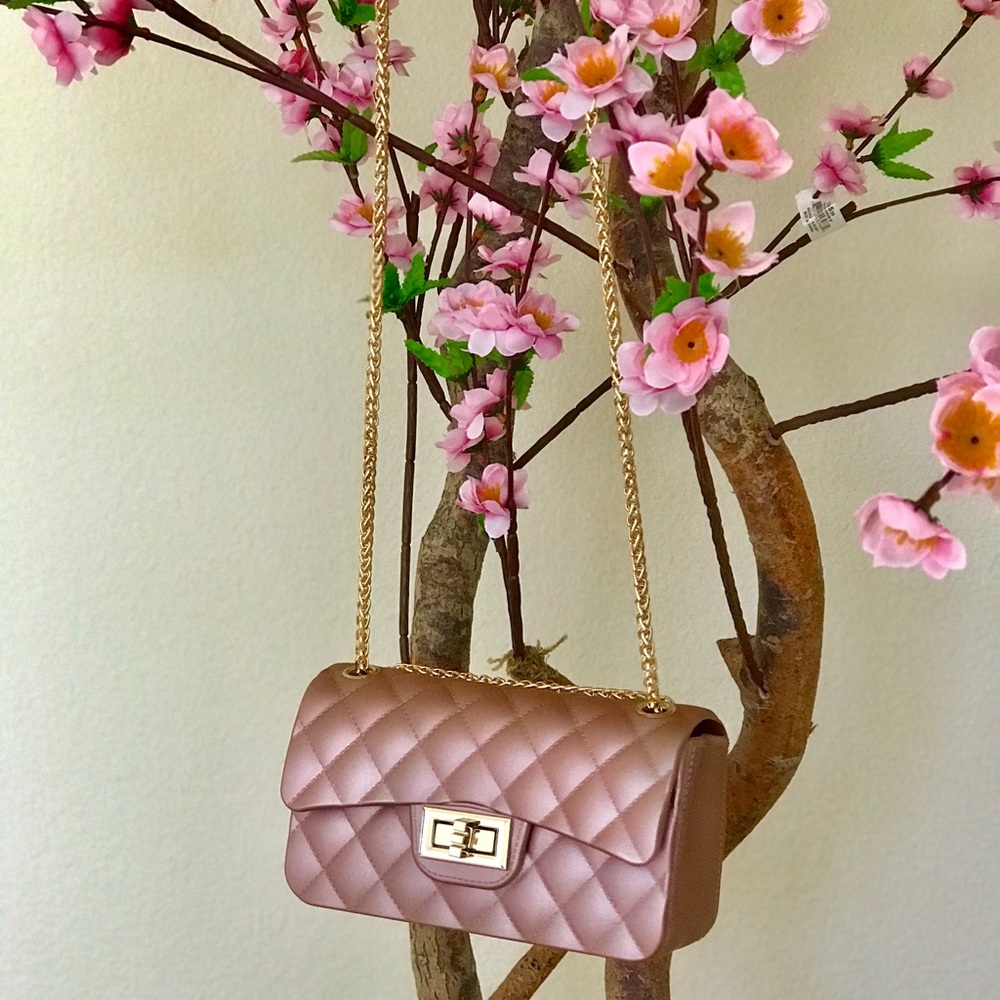 Quilted Embossed Chain Strap ShoulderBag